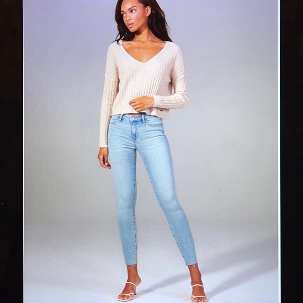 Uniqlo Ultra Stretch Mid Rise Skinny Jeans